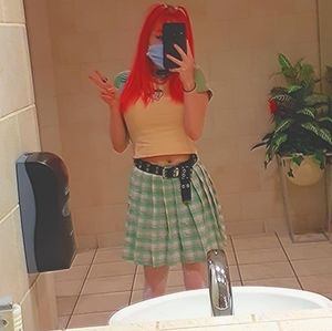 Meet your Posher, Eo